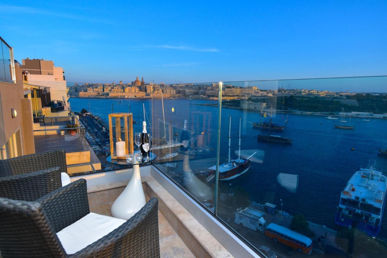 Unique Seafront Triplex Penthouse With Panoramic Bedroom & Rooftop Jacuzzi Overlooking Valletta Сліма Екстер'єр фото