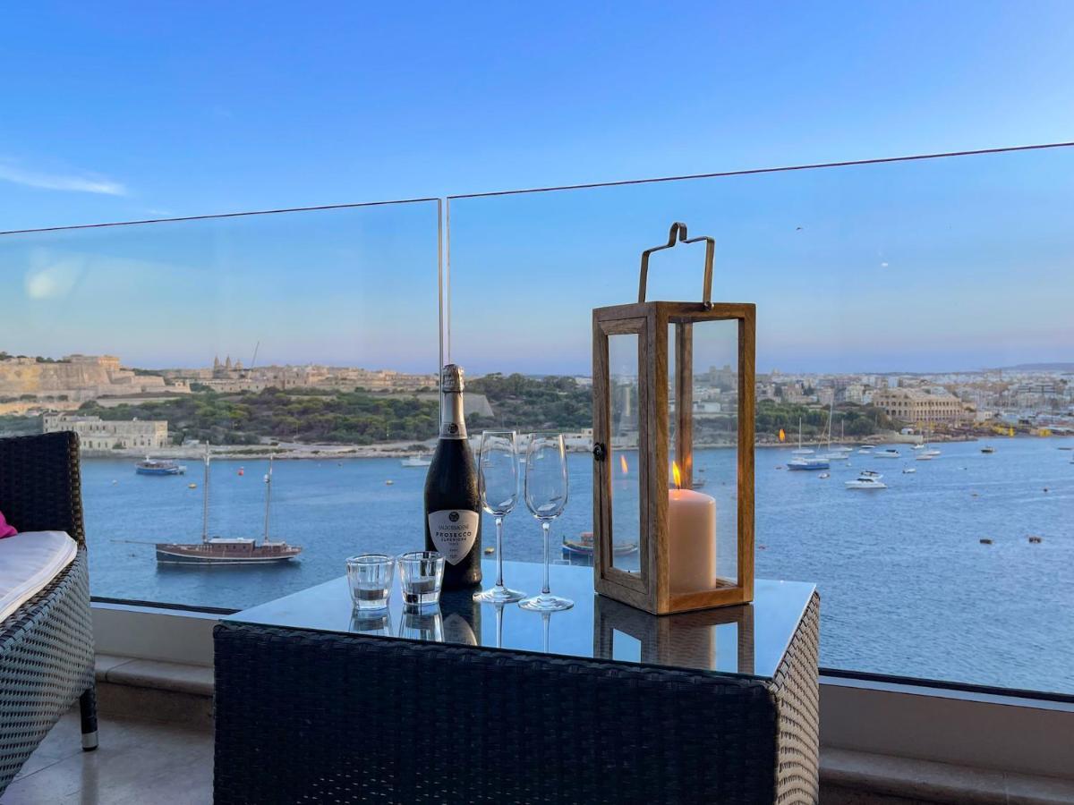 Unique Seafront Triplex Penthouse With Panoramic Bedroom & Rooftop Jacuzzi Overlooking Valletta Сліма Екстер'єр фото