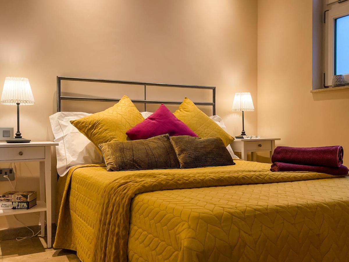 Unique Seafront Triplex Penthouse With Panoramic Bedroom & Rooftop Jacuzzi Overlooking Valletta Сліма Екстер'єр фото